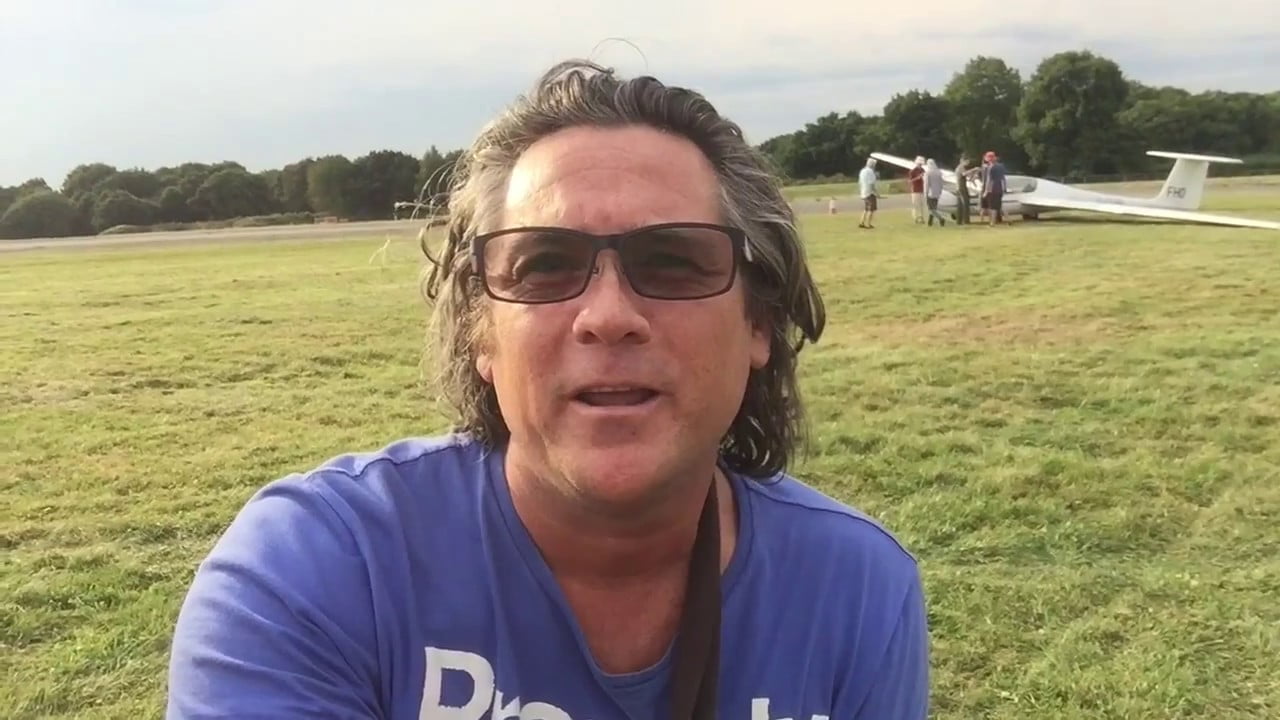 Grant goes gliding with Sportability